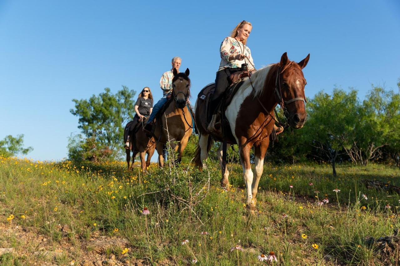 Wildcatter Ranch And Resort Graham Exterior foto